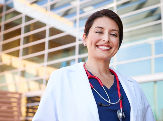 Dr. Roberta Oliveira